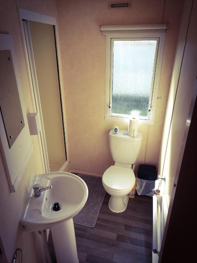 Hotel 18 Nutmeg Grove Withernsea Exterior foto